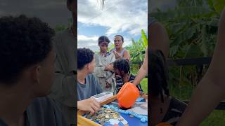 Todos la ignoraban… hasta que hizo esto para jugar 😢🔥