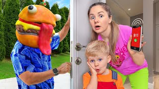 문 앞에 누가 있어? 낯선 사람에게 문을 열지 마세요