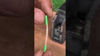DETALLES DE PRO que todo electricista debe saber: el tornillo ⚡✅
