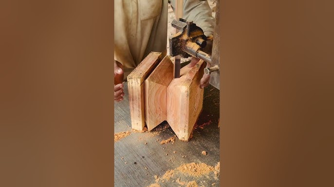 Woods cutting machine skills stool🌴🌳🪾 #woodcutting #wood #woodworkingmachine  #asmr