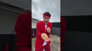 @OBlueTade SÓ ESTÁ ASSUSTADO PELA MÃE PATO