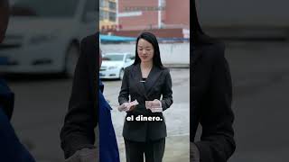 Creyó que el anciano lo robaba, pero en realidad lo estaba ayudando