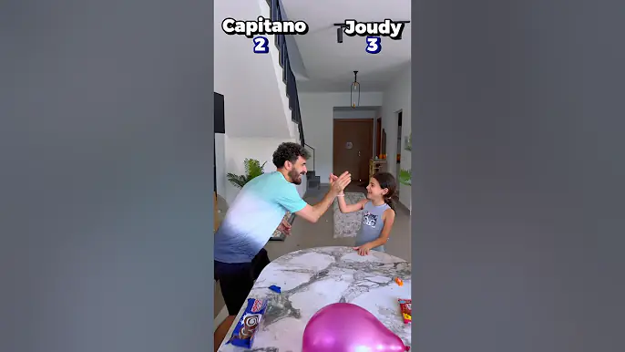 لايك وأشتراك وتوقعوا مين اللي هيكسب😍واللي عايز يحضر مسرحيه عائله اكسبلور يتصل ع الارقام 01020953410