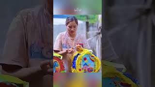 الخادمه هي من تستحق الفوز لذالك قررت..!