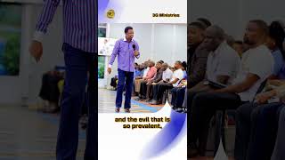 𝐓𝐇𝐄 𝐒𝐄𝐂𝐑𝐄𝐓 𝐓𝐎 𝐓𝐇𝐄 𝐊𝐈𝐍𝐆𝐃𝐎𝐌