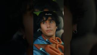 Девушка уже сто лет не может выйти из дома 🏠😱