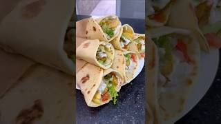 ساندويتشات سهلة وخفيفة بحشوة بزاف بنينة #like #اكسبلور #عشاءلذيذ #food #ساندويشات #shorts #