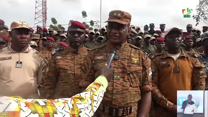 Lutte contre le terrorisme : le Chef d’Etat-Major des Armées à la 1re région militaire (Kaya)