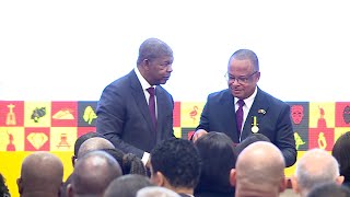 Condecorações evocam gerações de entrega - Mota Liz