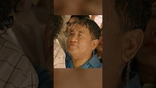 😱 De ce transpiră acest bărbat ca la duș în autobuz?