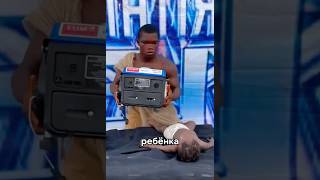 ⚡️ Он положил ребёнка на стол… ШОК!