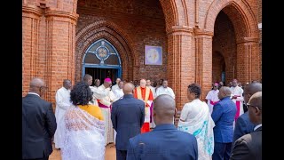 Cardinal Pietro Parolin yarungitswe na Papa, ashize ku rugero rwa Basilique ingoro y'Imana ya Mugera