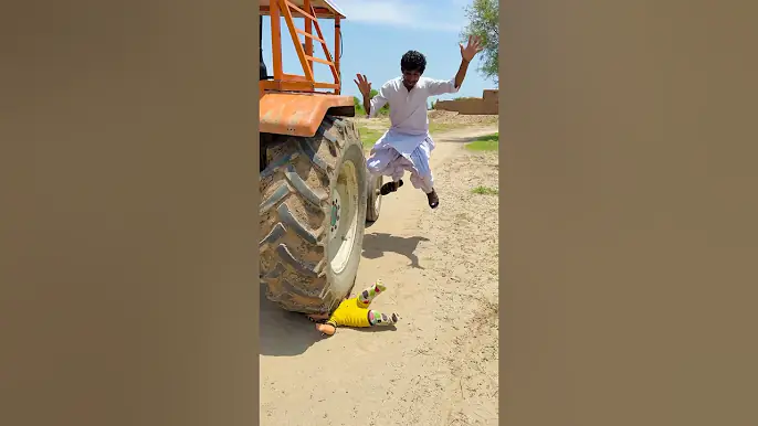 Tar Me Dool A Gai🥺 #funny #comedy #mainabpnewsdekhtahoon #gameskhelkarpaisekai #ekmotahathighumec
