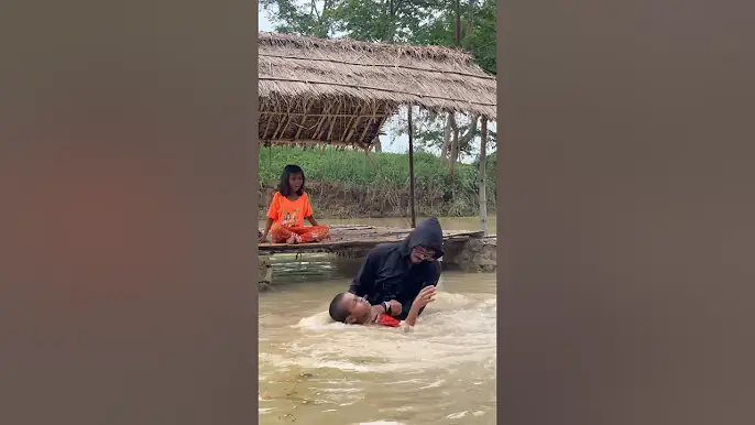 Bholenath Ne Kiya Apne Bhakt ki Raksha 🙏 #shorts #TeamRamRamJi #emotional #motivation #bholenath