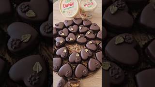 قلوب الشكلاطة بزاف بنين 😍‪@cuisineprettysawsan4531‬ #like #اكسبلور #طبخ #shortvideo #حلويات #sh