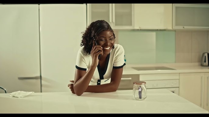 Twenty Fingers  - Engarrafado Feliz [Official Music Video]