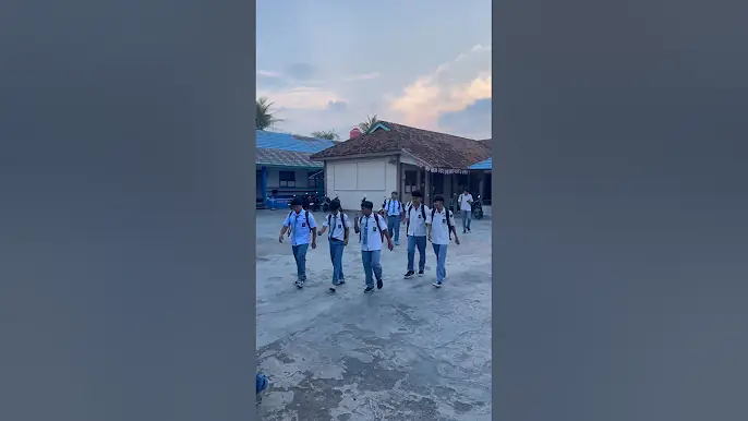 Kalian pulang sekolah dijemput juga ngga ? #short #lucu #komedi #sekolah