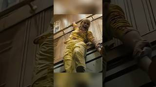 В лифте открылся пол прямо во время движения