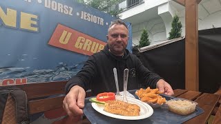 Naginacze z Międzyzdrojów i podgrzewane wędzone ryby w mikrofali  / Oddaszfartucha