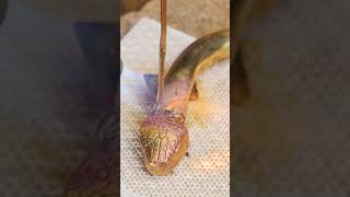 إكسسوار ثعبان اصنعه بنفسك باستخدام جسم الإنسان؟! 🐍✨