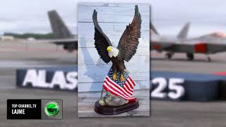 Top Channel/ Zbulohet dhurata e Trump për Putin/ Dokumentet sekrete që u harruan në hotel...