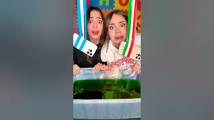 TIRAMOS NUESTRO CEL AL AGUA😰😰🤣🤣