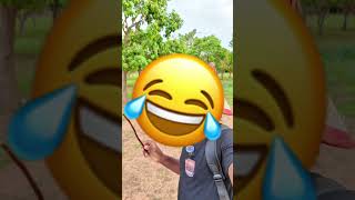 Un spectateur arrache les lunettes de maître gims