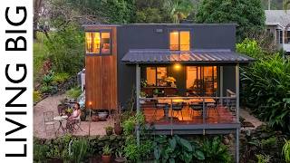 이 넓은 작은 집은 마치 미니 맨션과 같습니다