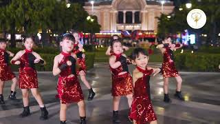 DE YANG GATAL GATAL SA / Zumba dance / Dance kids / bé nhảy sôi động
