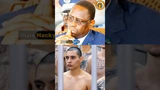 Macky Sall il mérite d’être sur cette prison  ￼