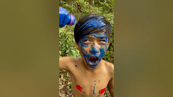 Survival Skills: SMART idea and USEFUL in forest #bushcraft #camping #outdoors #survival #shorts