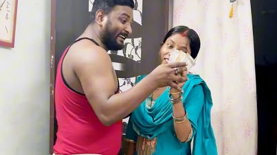 Ye Achha Business hai 🤭 || 

..

..

#husbandandwife #comedyvideos #rakhispecial #viral #trending #couplecomedy #facebook #videos #reels