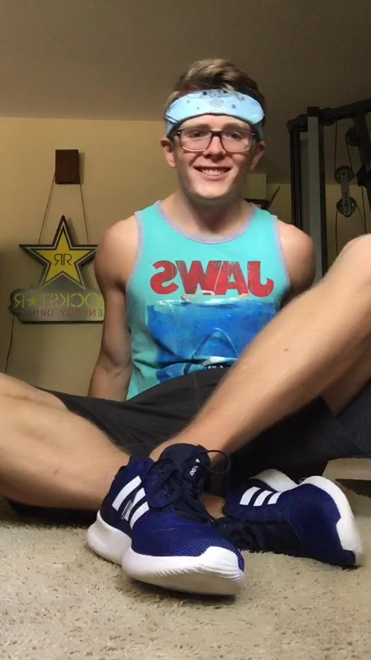 😂😂😂 old TikTok was the best like you can’t beat the cringe levels from a year ago #cringey #old