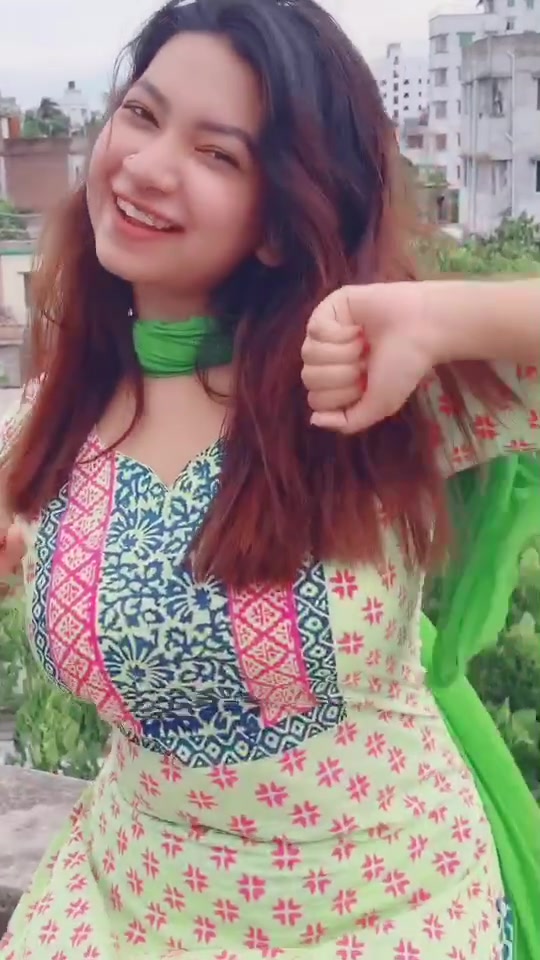 Blooper of my most viewed Toktok🤣🙈 My Facebook: tash Rhuba Mushrat .Instagram: tashruva_tash