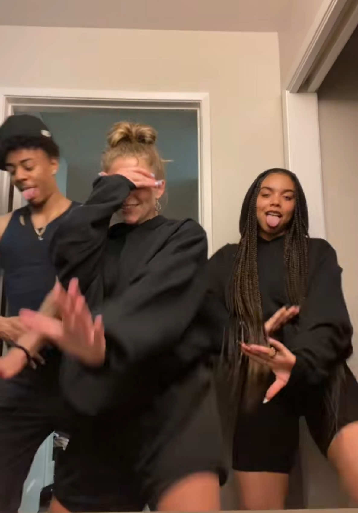 Most viral vid😭 follow my other socials links in my bio 