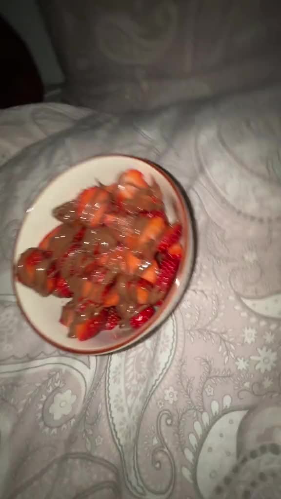 Gabs -Strawberries covered in Chocolate  33.9 million views 1.9 Million Likes #tiktok #tiktokvideo #fyp #humor #fypシ゚ #xyzbca #strawberries #chocolate  CREDIT: Gabs