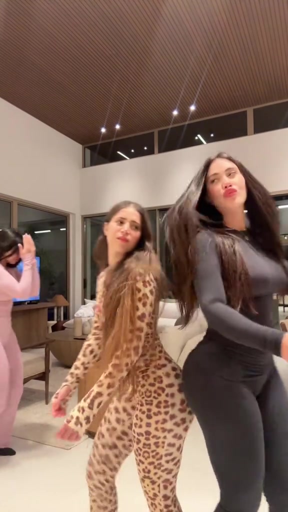 #fyp #foryou #viral #foryourpage #foryoupage #fype #millionsviews #fup #viralvideo #makemefamous #model #modelagency #recoil #viralvideos #viralvideotiktok