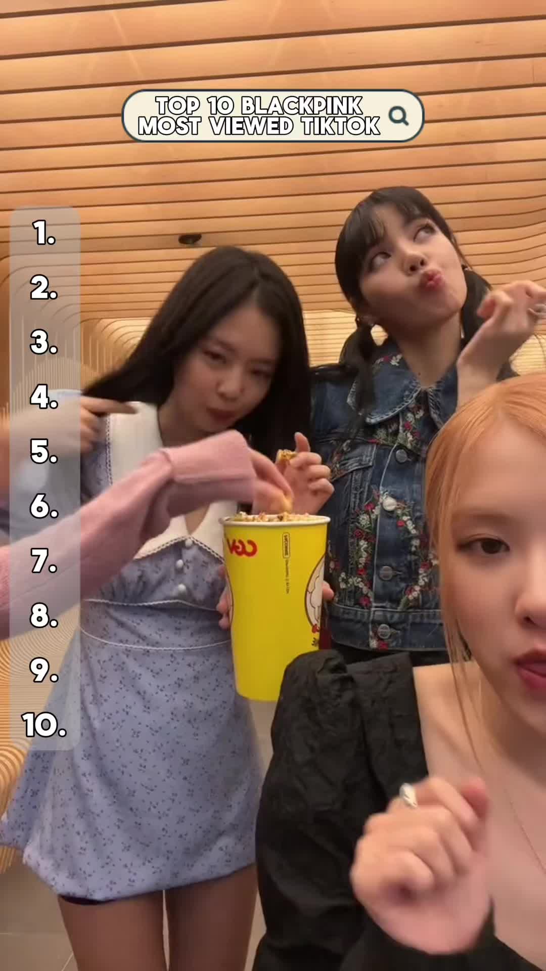 E vamos para o top 10 dos videos mais assistido da Blackpink no Tiktok. Elas deveria ter bem mais se postassem diariamente ou frequentemente, porém, nem isso a YG faz direito... ainda bem que elas estão super bem na carreira solos e felizes. Mas, me conta, qual seu vídeo e membra favorita do Blackpink? #blackpink #top10 #blackpinkinyourarea #blink #mostviewed