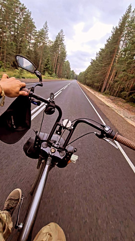 Велопутешествие вокруг Ладожского озера, июль 2022 года 
#велопутешествие #велотуризм #велотур #велосипед #велочоппер #чоппер #веловояж #велопоездка #велотрип #bicycle #Bicycles #bike #chopper #travel #travelgram #вело #велосипеды #велопрогулка #велопробег #велосезон #туризм #путешествие #веложизнь #велобайк #велосипедист #велопоход #bikelife #велокруиз