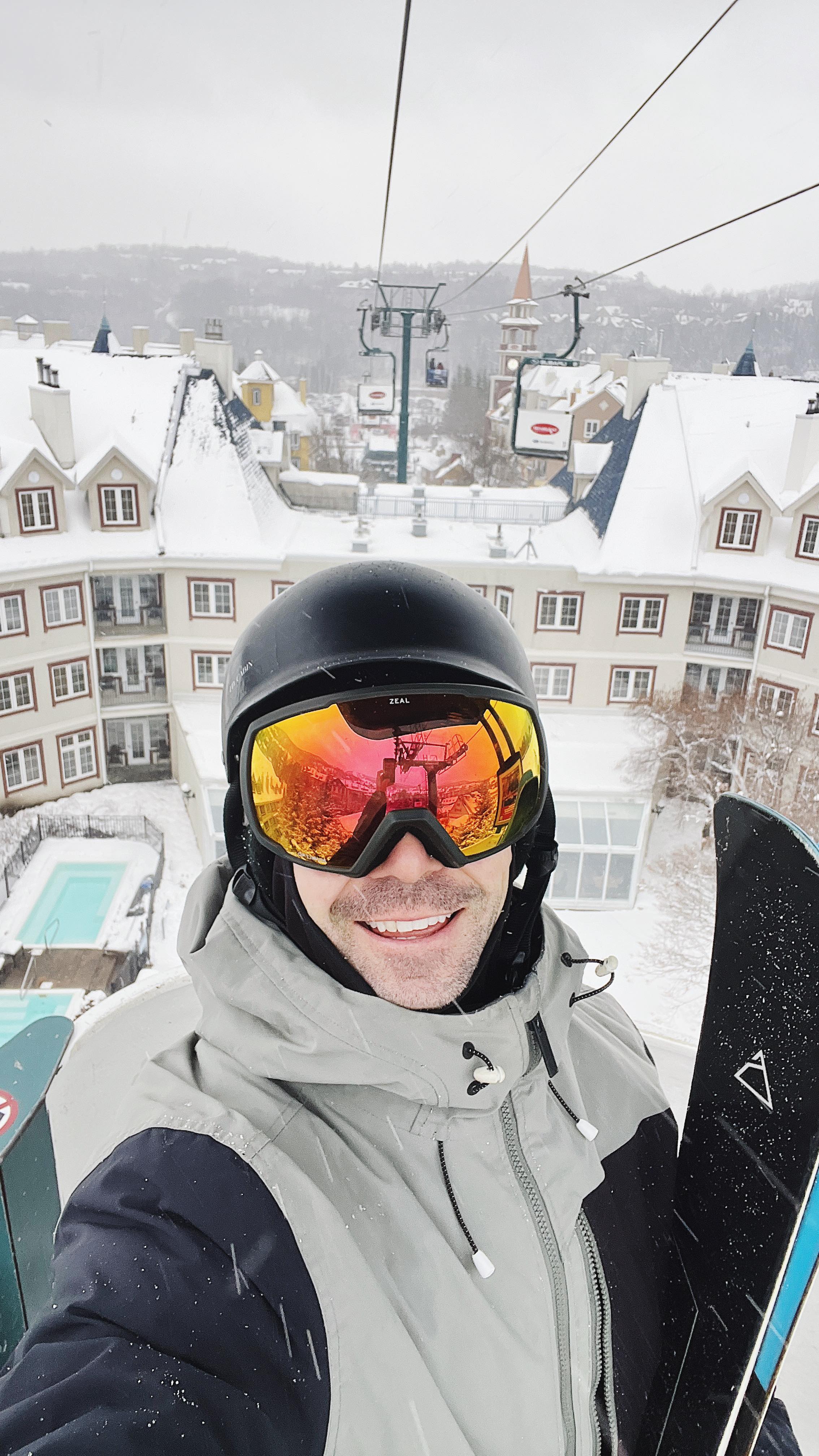 First day of my 24-25 season is in the books! 20cm of fresh of overnight! ❄️ #tremblant