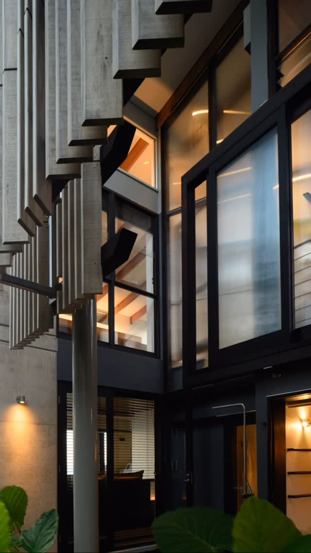 @nicgranleese 📷 Dragon House