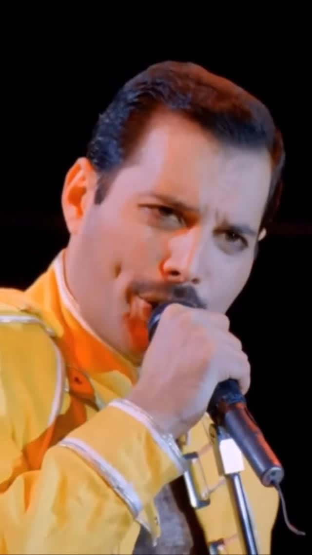 Queen - Radio Ga Ga (1986)