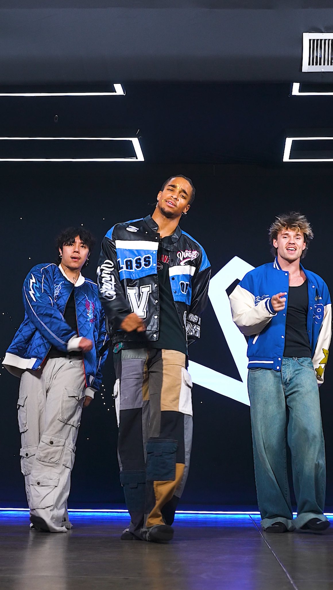 Smooth trio 😮💨🔥
@justmaiko @jeanvictormackie
#reels #daily