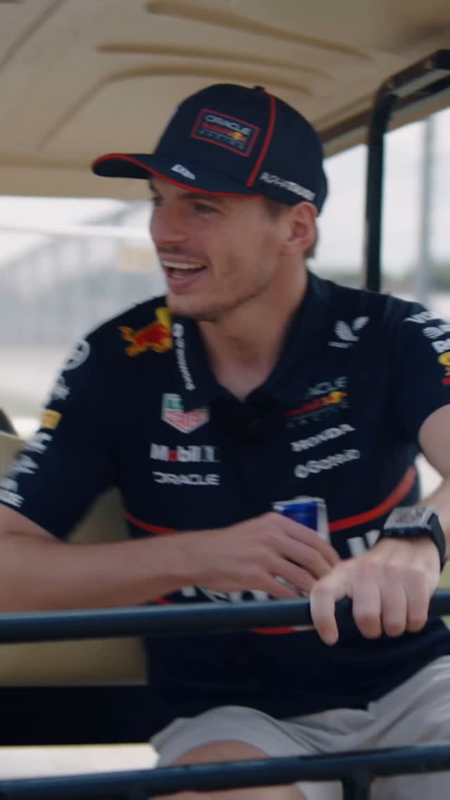 So many unforgettable moments 🦁 

Reflecting on 200 races with the team 🏆

#F1 #RedBullRacing