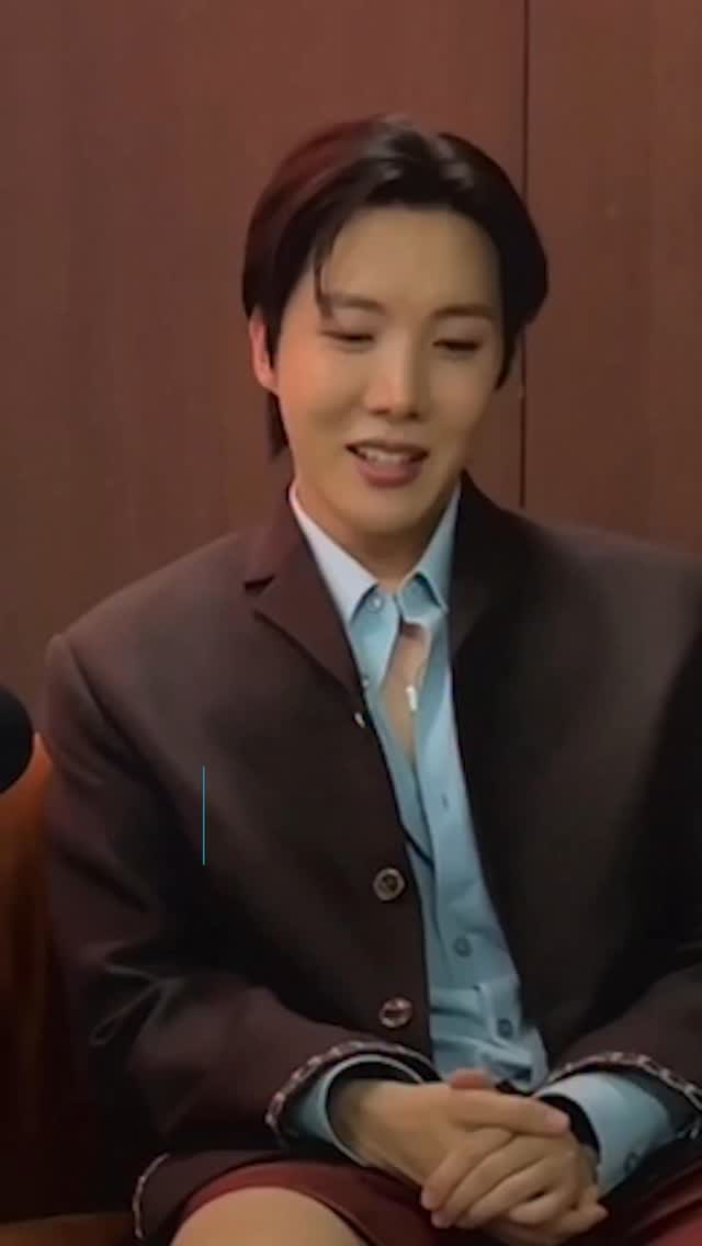 @uarmyhope needed a rapper with a powerful aura – and he knew @glorillapimp was the perfect person to make “Killin’ It Girl,” well… glow 😉