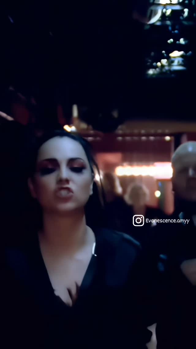 Going under 🤍
#evanescence #evanescenceamyy #amylee #rock #travel #traveltheworld #fallen #fypage #gothic #fyp #music #numetal #hardrock #musically #reelsviral #reelitfeelit #videomusic #rockandroll #rockmusic