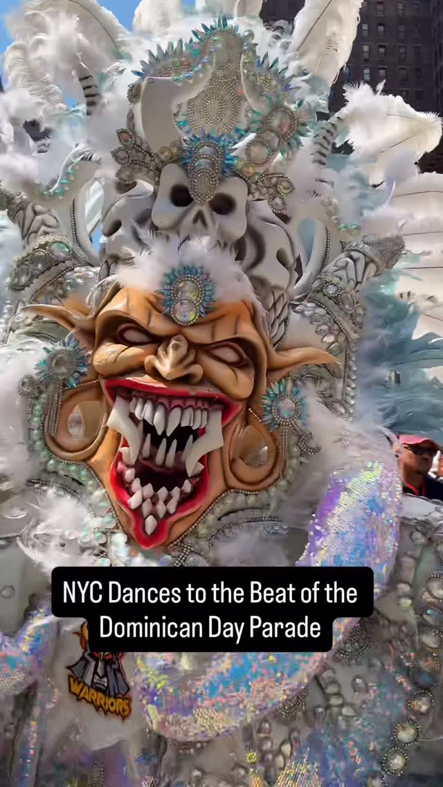 NYC turned into one big fiesta today 🇩🇴 🥁💃 The Dominican Day Parade always brings the vibes, the pride, and… the politicians lol 🗽❤️🤍💙 The parade is marching on Sixth Avenue starting at 36th or 37th Street and heading north to 55 Street. #DominicanDayParade #NYC #OnlyInNYC #DominicanPride #ParadeVibes #NYCFestivals #CultureInColo