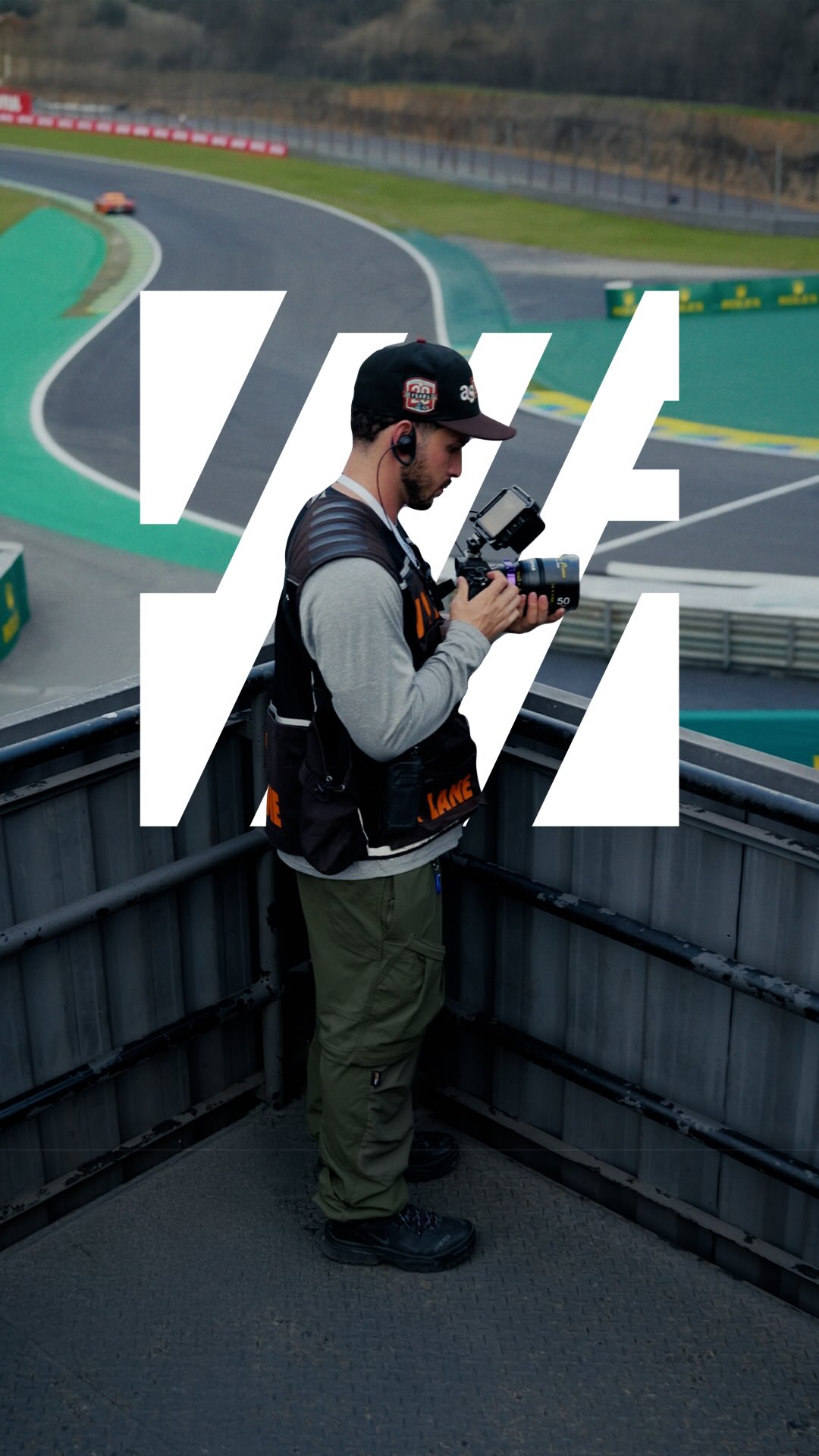 Esse adaptador da @mofage.official explodiu minha cabeça com as possibilidades de captação usando lentes de cinema (PL) em trabalhos mais guerrilha 🤯
Sem dúvida, um produto essencial pra ter um workflow mais prático ao usar lentes de cinema em qualquer produção!
(Tem mounts pra Sony, Canon, Lumix, e Nikon)
•
VFX: @im_souzaph ⚡️
•
#mofage #poco #cinema #davewashere