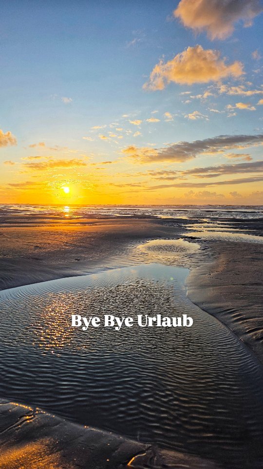 Urlaub beendet...
Leider. 🥲
Der Sommerurlaub endet heute und je älter man wird, desto schneller ist nun auch Weihnachten. 🎅
Ein paar Wochen noch campen und dann ist die Saison auch schon wieder vorbei.

Sagt mal, was esst ihr eigentlich so an Weihnachten?
Habt ihr schon Pläne für die Party zu Silvester?

#Ameland #Urlaub #Sonnenuntergang #Sunset #Sundowner #Camping #Wohnwagen #Pimpmycaravan