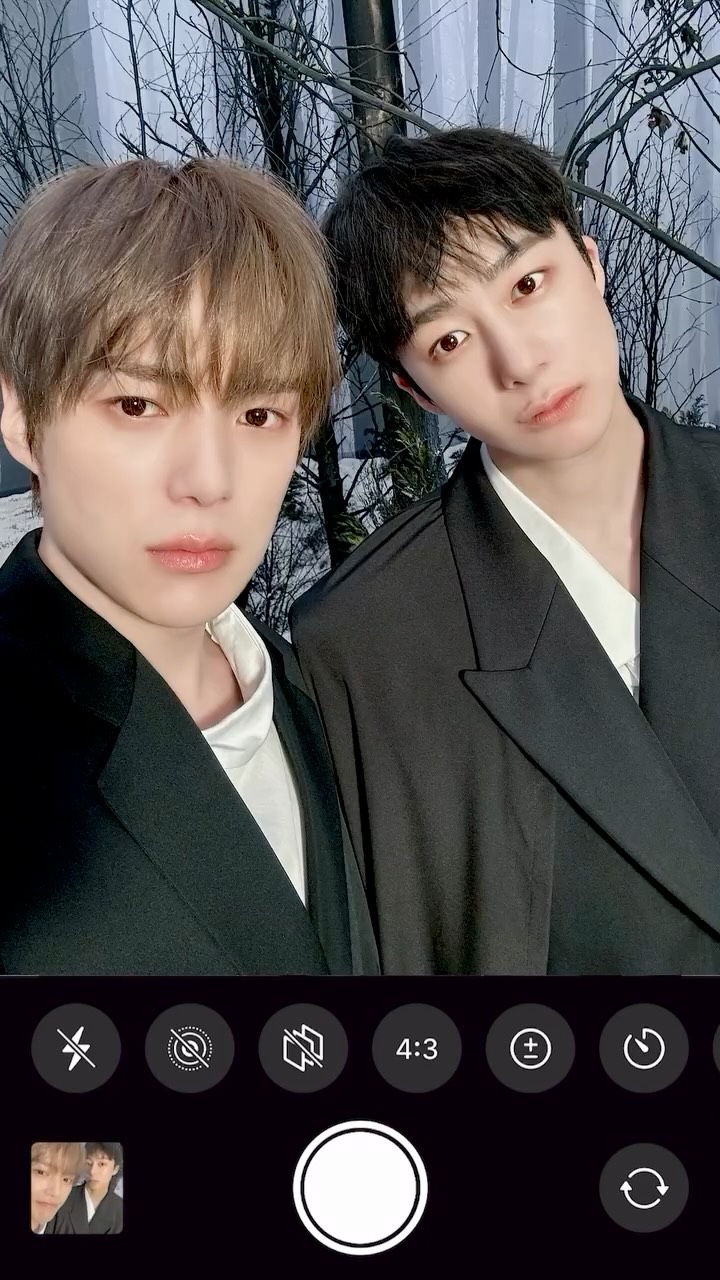 UNKNOWN X selfie drop 📱 #민혁 #형원

#MINHYUK #HYUNGWON
#몬스타엑스 #MONSTAX #MONSTA_X
#THEX